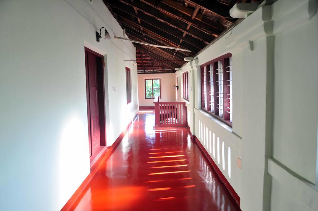 Kochi Lake County Heritage Home מראה חיצוני תמונה