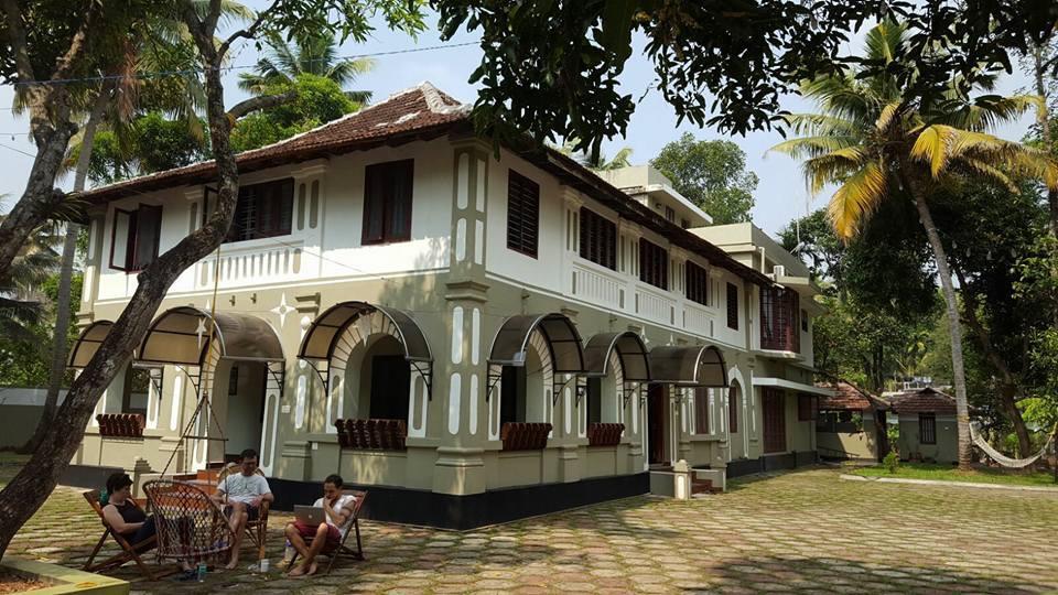 Kochi Lake County Heritage Home מראה חיצוני תמונה